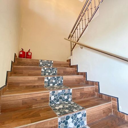 Oyo 90205 Bayu Sintok Motel Чанглун Екстериор снимка