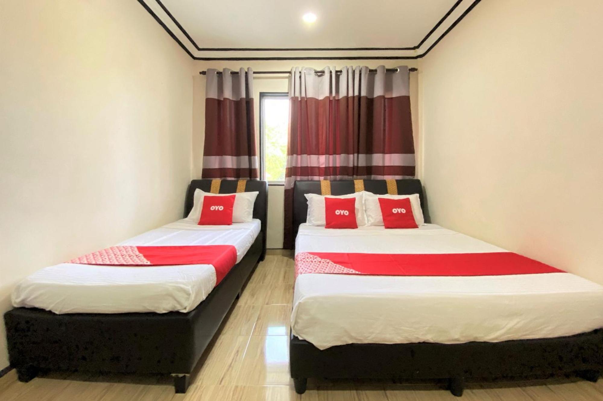 Oyo 90205 Bayu Sintok Motel Чанглун Екстериор снимка